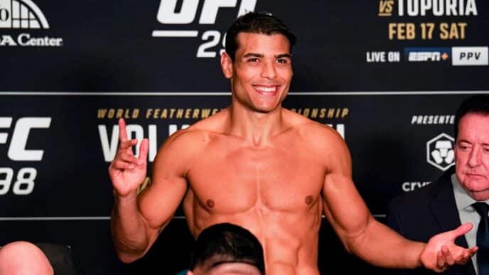 ufc 327 paulo costa physique massif