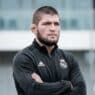Khabib Nurmagomedov en tenue du Real Madrid