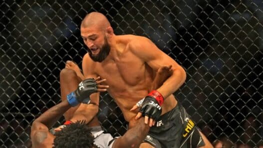 Khamzat Chimaev rejoint l’organisation qui monte dans les sports de combat