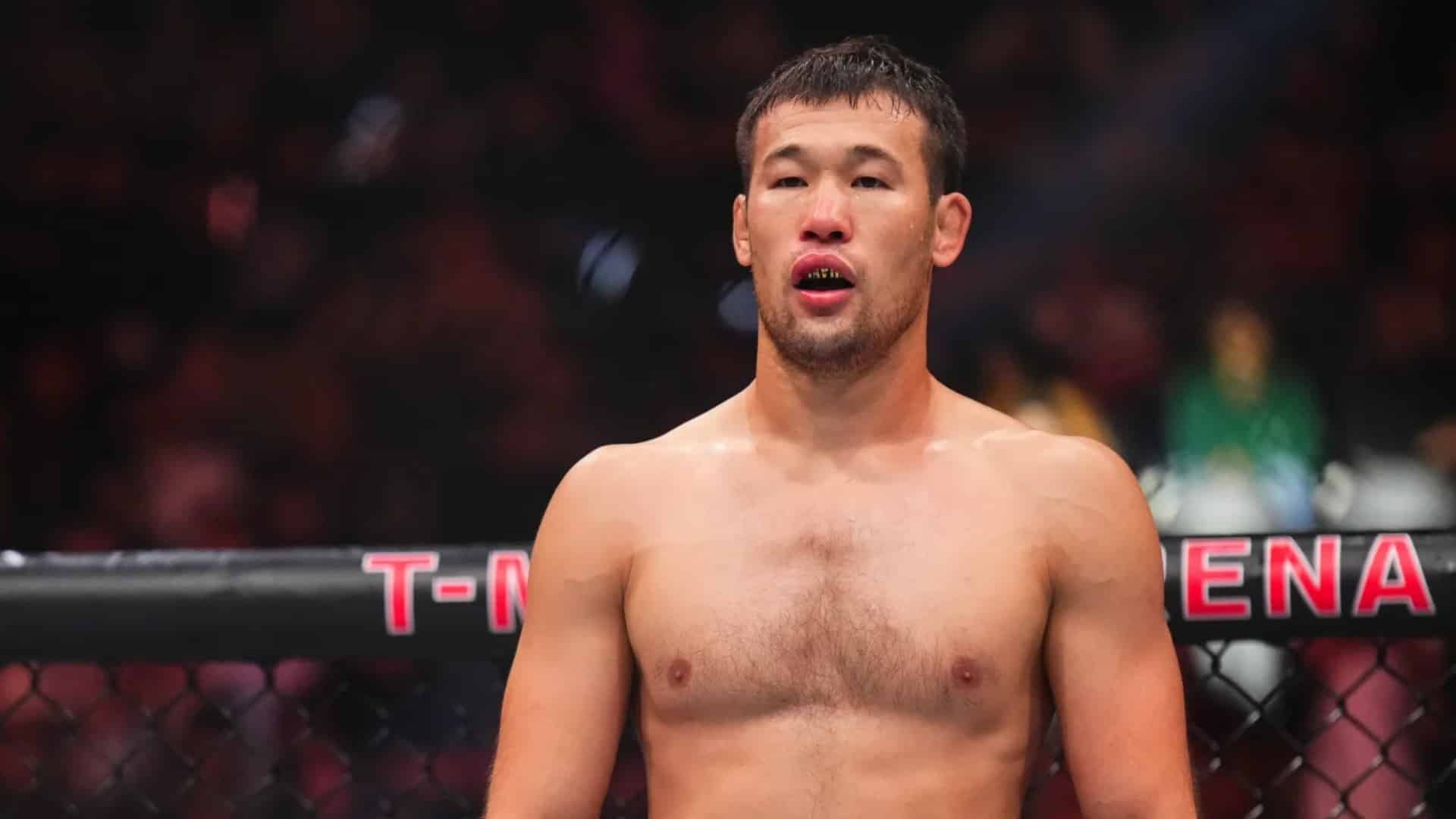 https://lasueur.com/wp-content/uploads/2026/05/2-ans-absense-monstre-ufc-retour.jpeg