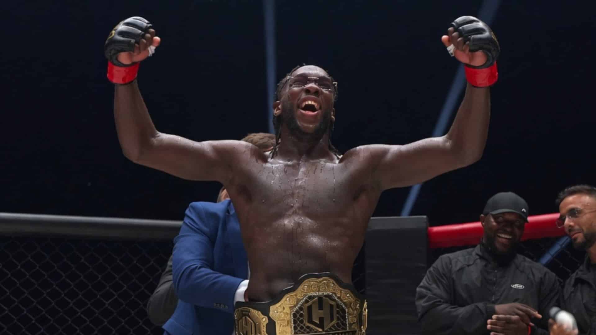 https://lasueur.com/wp-content/uploads/2026/05/oualy-tandia-champion-hexagone-mma.jpeg