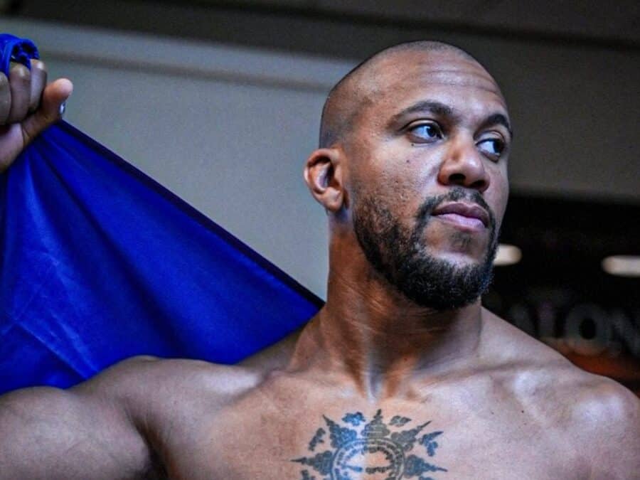 physique titanesque ciryl gane ufc freedom 250