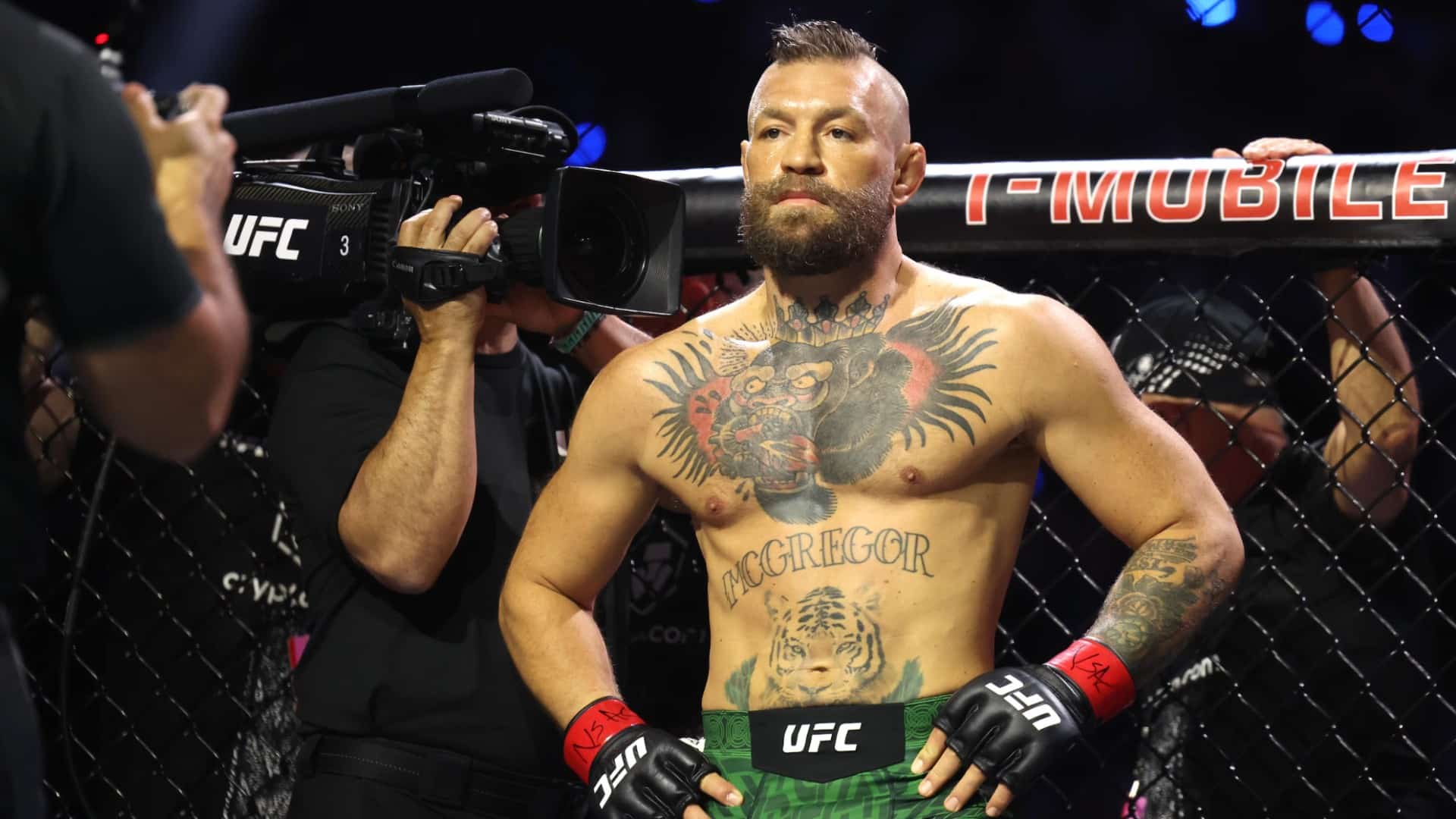 https://lasueur.com/wp-content/uploads/2026/07/Conor-McGregor-reagit-apres-sa-defaite-contre-Max-Holloway.jpg