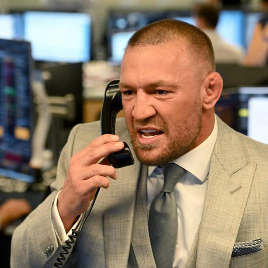L&rsquo;entra&icirc;neur de Conor McGregor r&eacute;v&egrave;le le mensonge de son premier combat contre Max Holloway