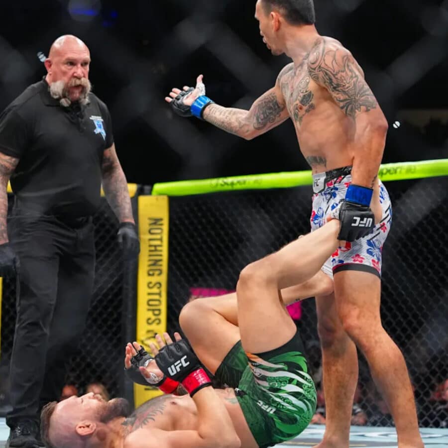 UFC 329 &ndash; Max Holloway r&eacute;v&egrave;le que Conor McGregor voulait continuer malgr&eacute; sa blessure