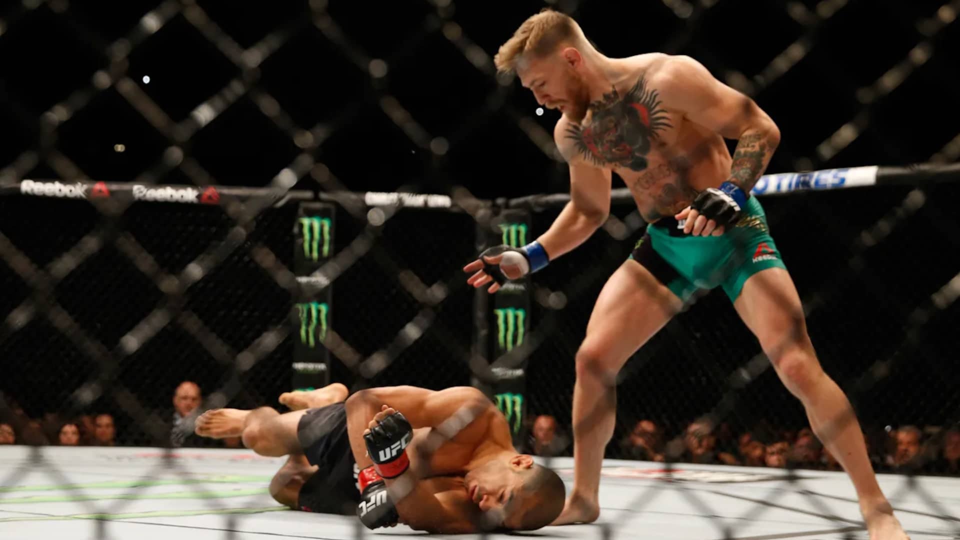 https://lasueur.com/wp-content/uploads/2026/07/UFC-329-–-Conor-McGregor-se-proclame-GOAT-des-poids-plumes-_-Les-resultats-le-prouvent-.jpg