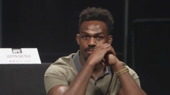 jon jones regret carriere