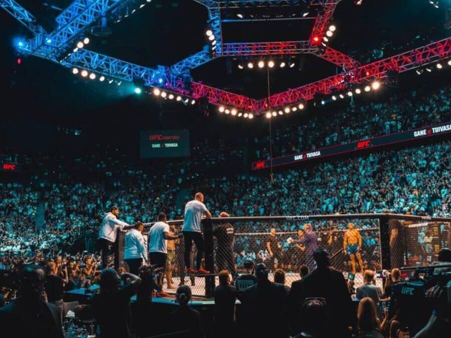visage historique ufc paris absence