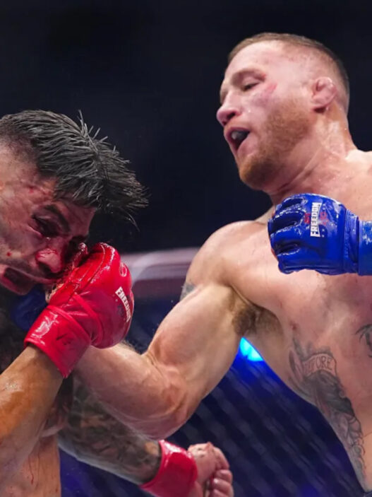Justin Gaethje s'est d&eacute;truit les mains pour battre Ilia Topuria