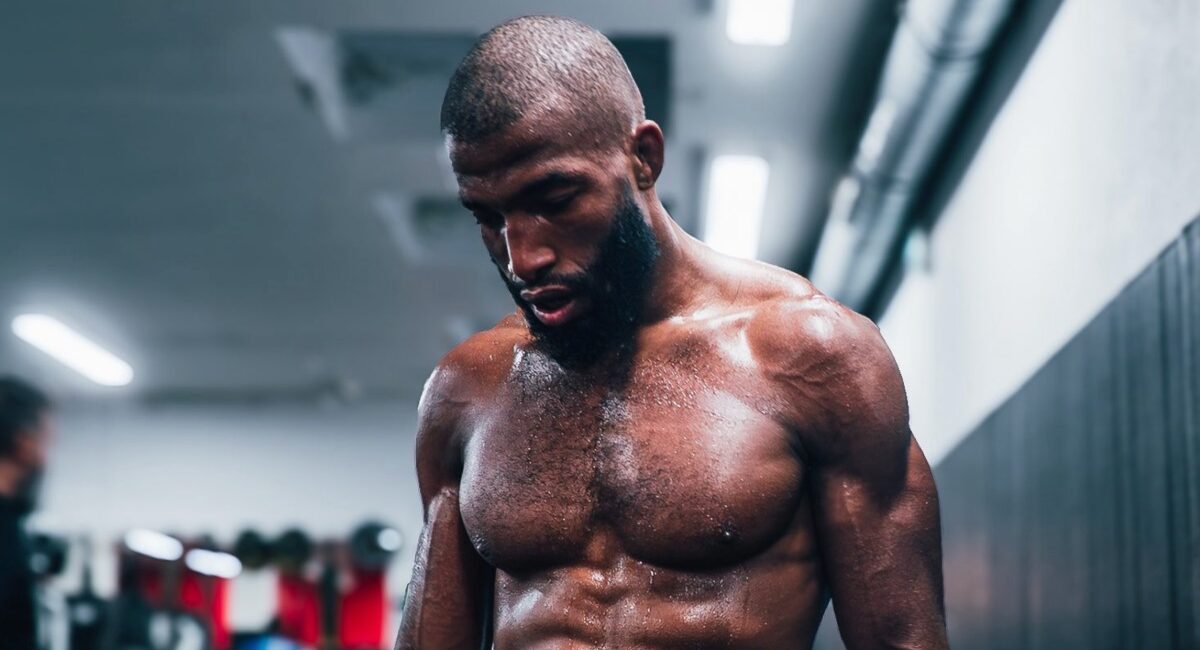 message fort salahdine parnasse ufc paris