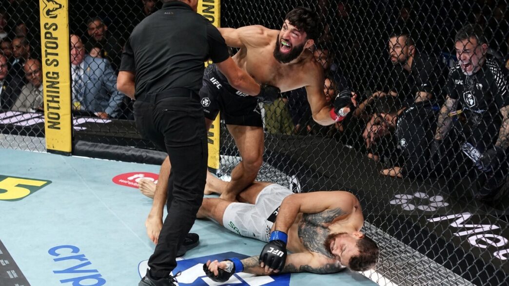 Mauricio Ruffy sort silence K.O. UFC 331