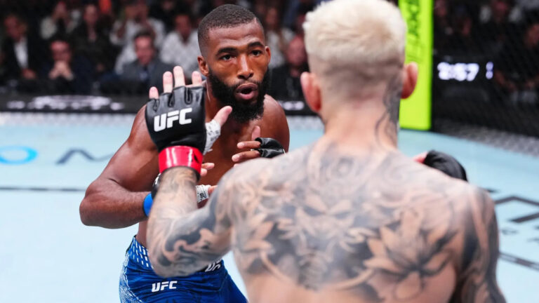 UFC Paris : Salahdine Parnasse pulvérise Dan Hooker et décroche un énorme bonus