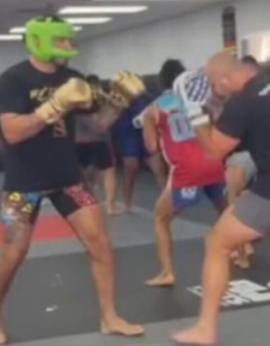 Alex-Pereira-Sparring