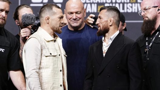 Merab Dvalishvili menace Petr Yan UFC 333 sous tension