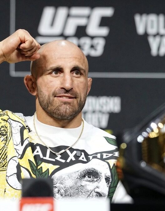 alexander volkanovski defi movsar evloev