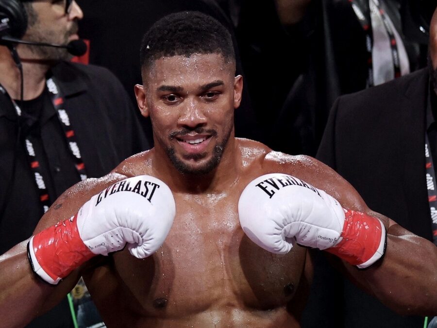anthony joshua s'entraine avec ex star ufc